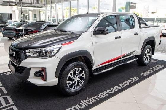 TOYOTA HILUX 4.0 V6 GR SPORT 4X4 CD GASOLINA AUTOMÁTICO